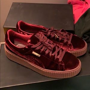 Gently used Men’s Fenty burgundy velvet sneakers!